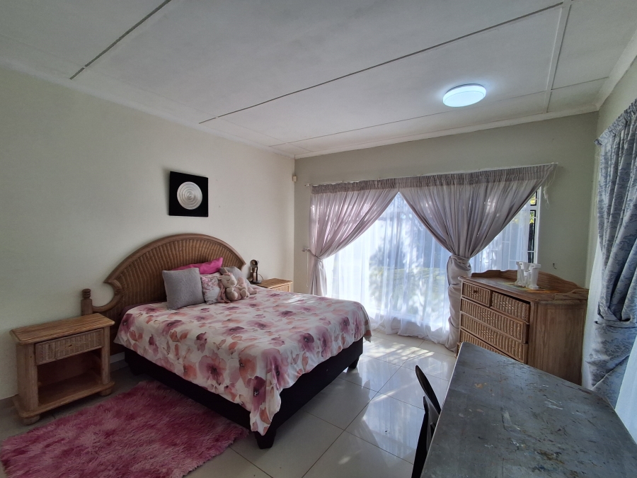 4 Bedroom Property for Sale in Flamwood North West